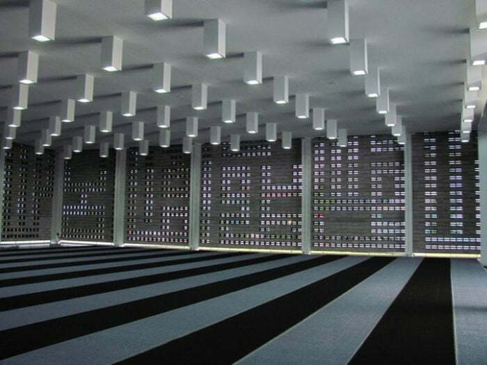 Interior Masjid Al-Irsyad