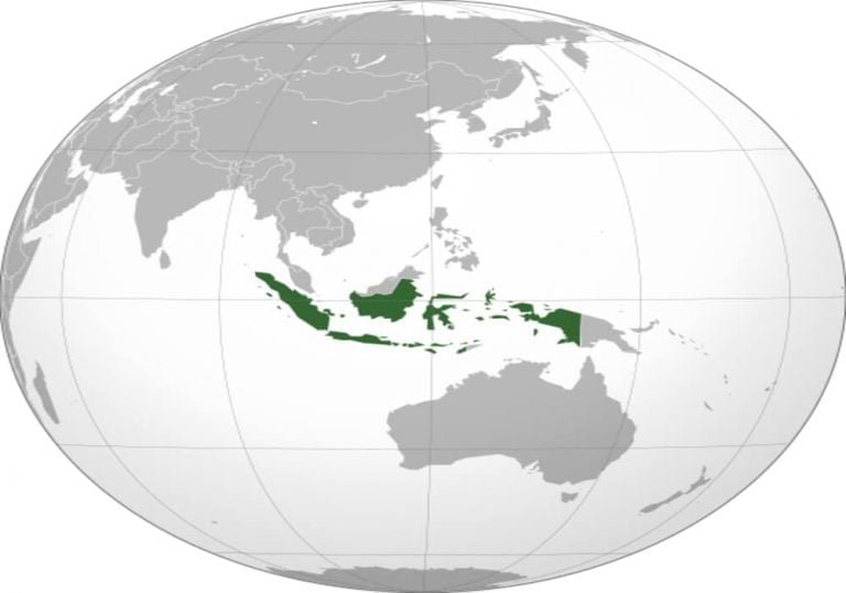 5 Pulau terbesar di Indonesia - Sebagian Masuk Wilayah Negara Tetangga