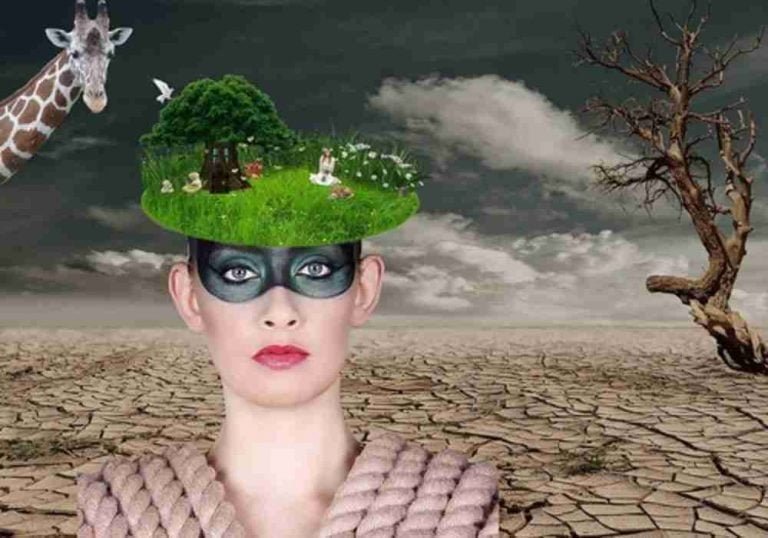 5+ Arti Mimpi Memakai Topi