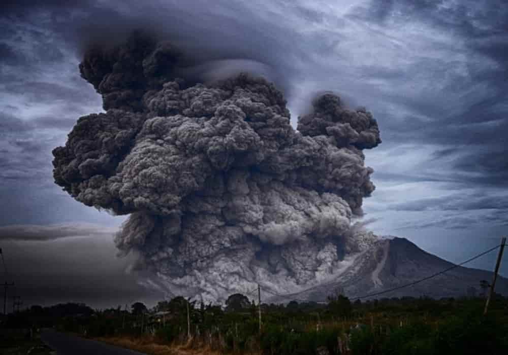 Hasil letusan gunung berapi