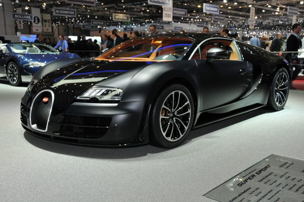 10 Mobil Tercepat Di Dunia: Bugatti Veyron Super Sport