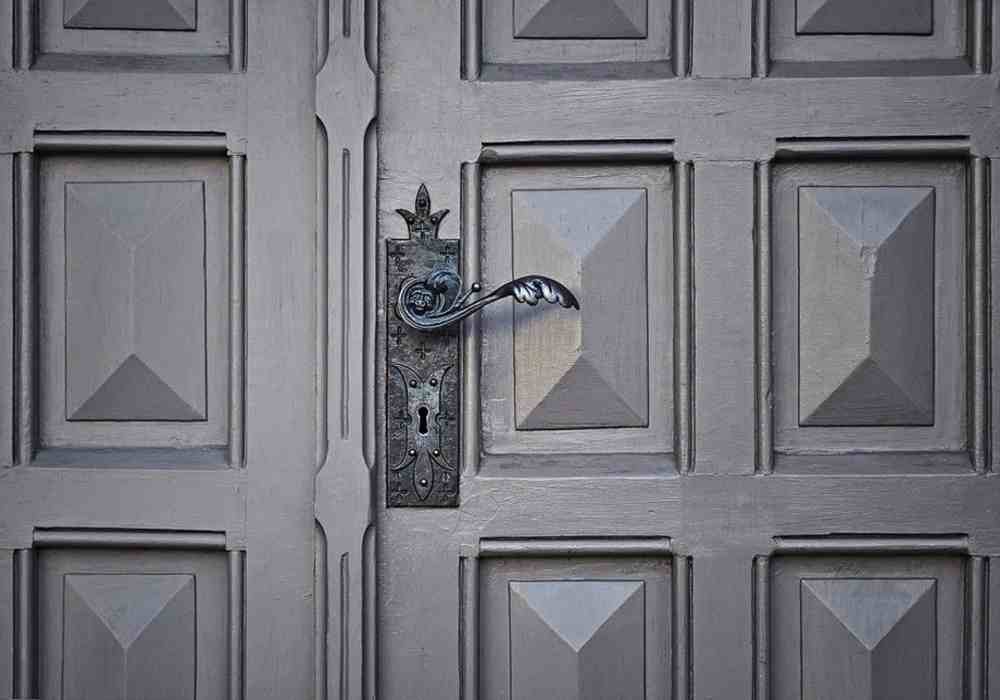 Cara Memilih Pintu  Masuk Utama  Rumah Menurut  Feng Shui 
