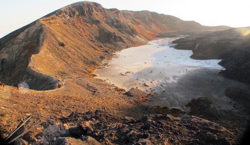 Gunung Ili Lewotolok