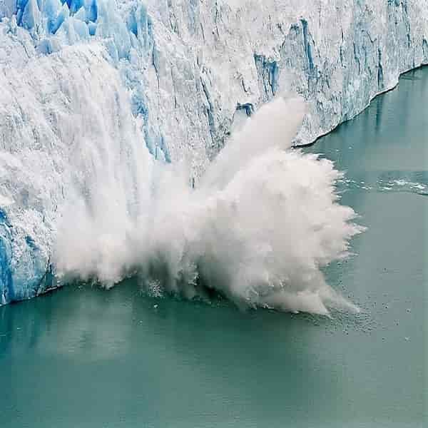 Runtuhan Gunung Es Perito Moreno