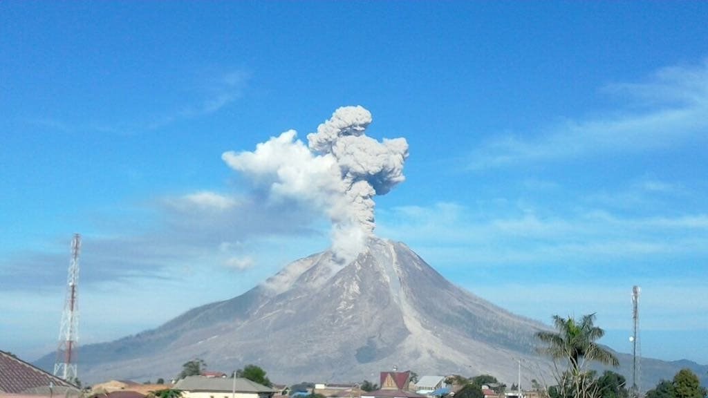 Gunung Sinabung Sumatera Utara