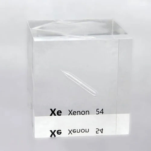 Xenon cair di dalam ampul