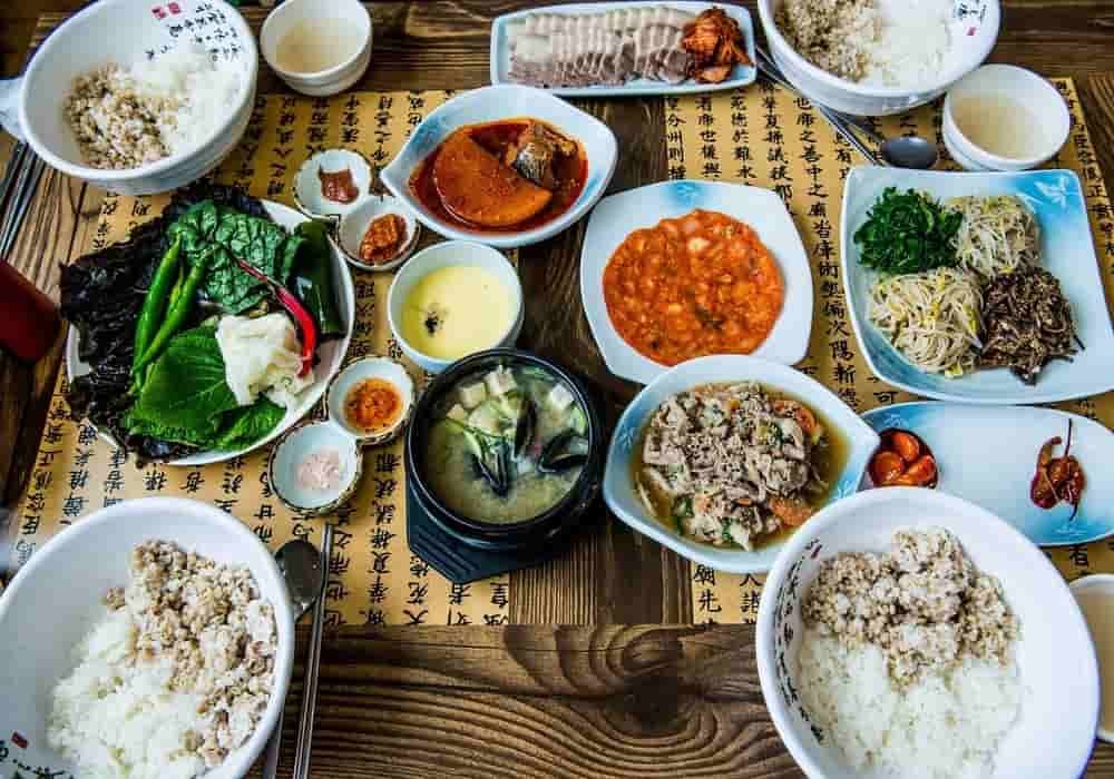Makanan penambah hormon
