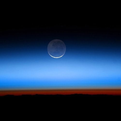 Atmosfer batasan menuju angkasa