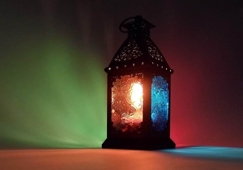 Bulan Ramadan - Pengertian, Sejarah, Kesehatan, Aktivitas dan Budaya