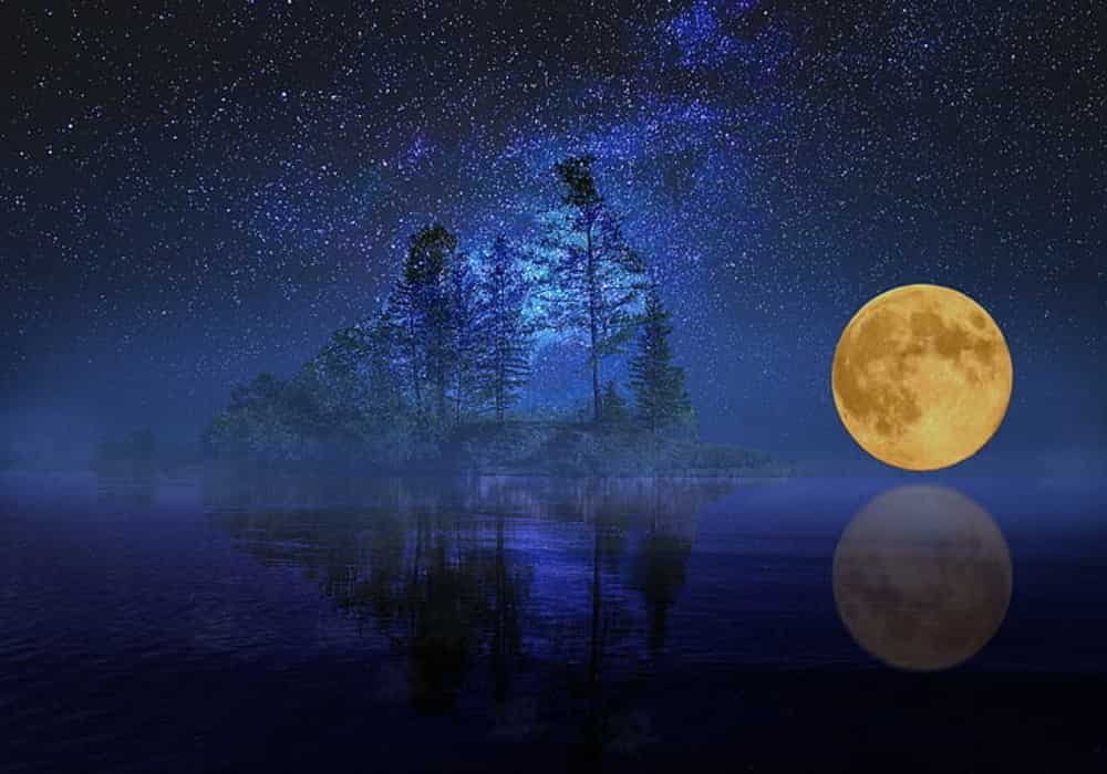 Mitos bulan purnama