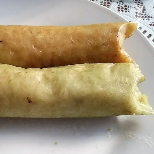 Cara membuat lontong dari daun