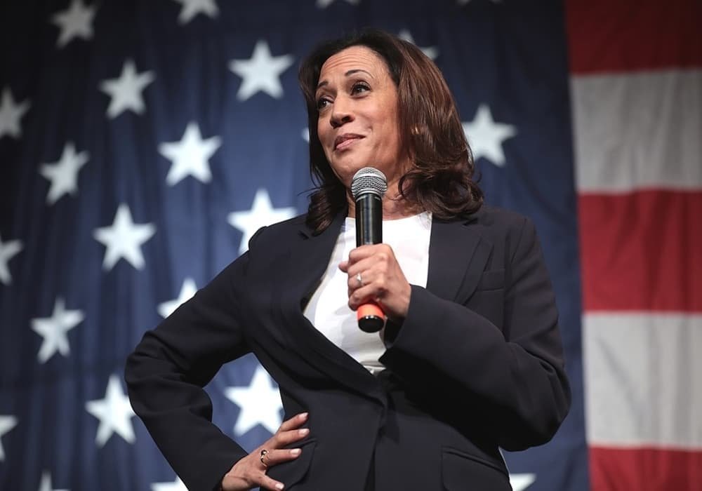 Kamala Harris - Wakil Presiden ke-46 Amerika Serikat – Sejarah, Biografi, Kekayan, Kehidupan Pribadi, Partai Politik