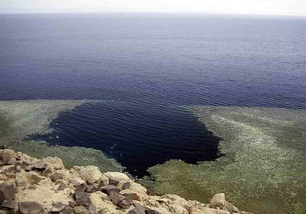 Blue hole sinai dahab mesir