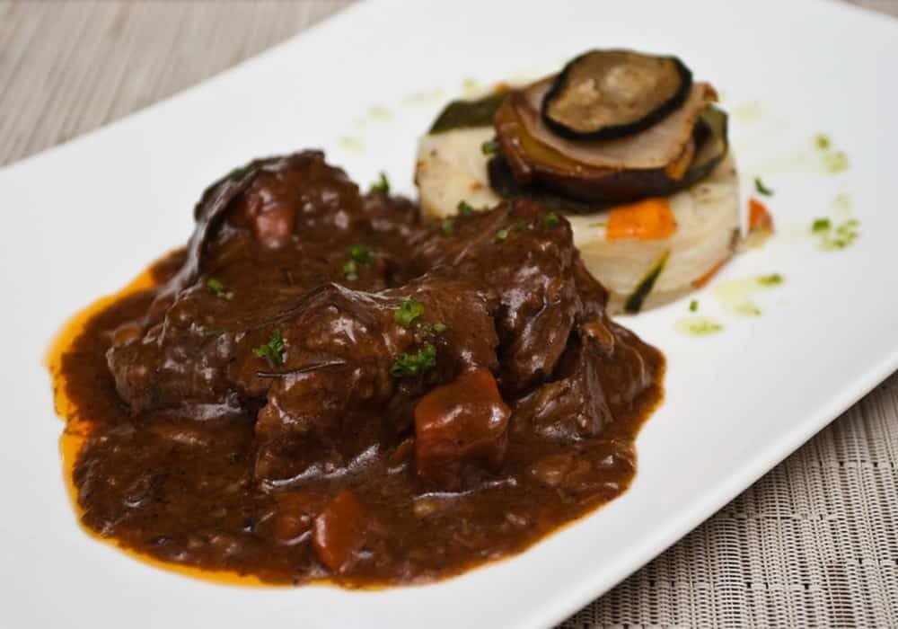 Boeuf bourguignon makanan Prancis