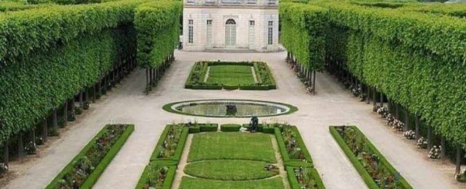 Hantu Petit Trianon | Versailles 1901 | Aktivitas Paranormal
