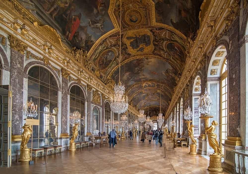 Hall of Mirrors (Galerie des Glaces)|Simbol kemegahan di Istana Versailles
