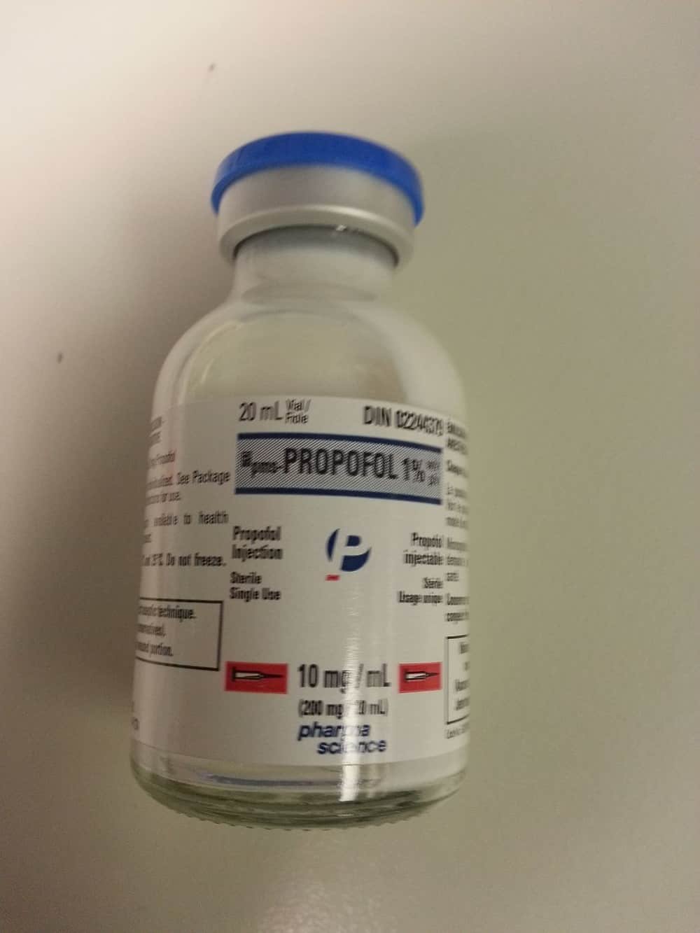 Propofol | Definisi dan faktor risiko