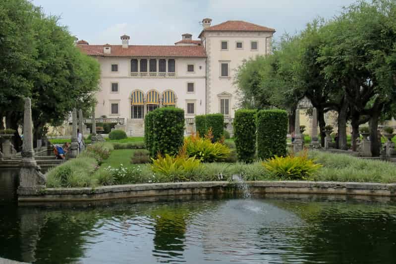 Vizcaya garden