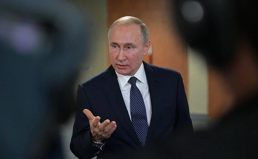 Rusia mencoba untuk melawan sanksi