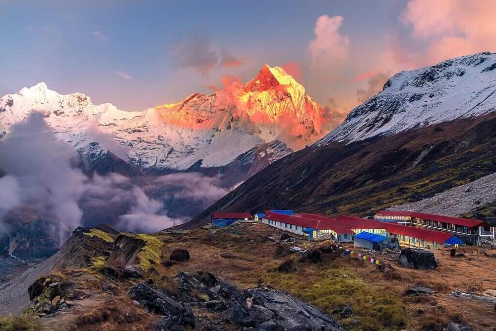 Panduan Trekking Annapurna Base Camp (ABC): Hotel dan Pengalaman di Nepal
